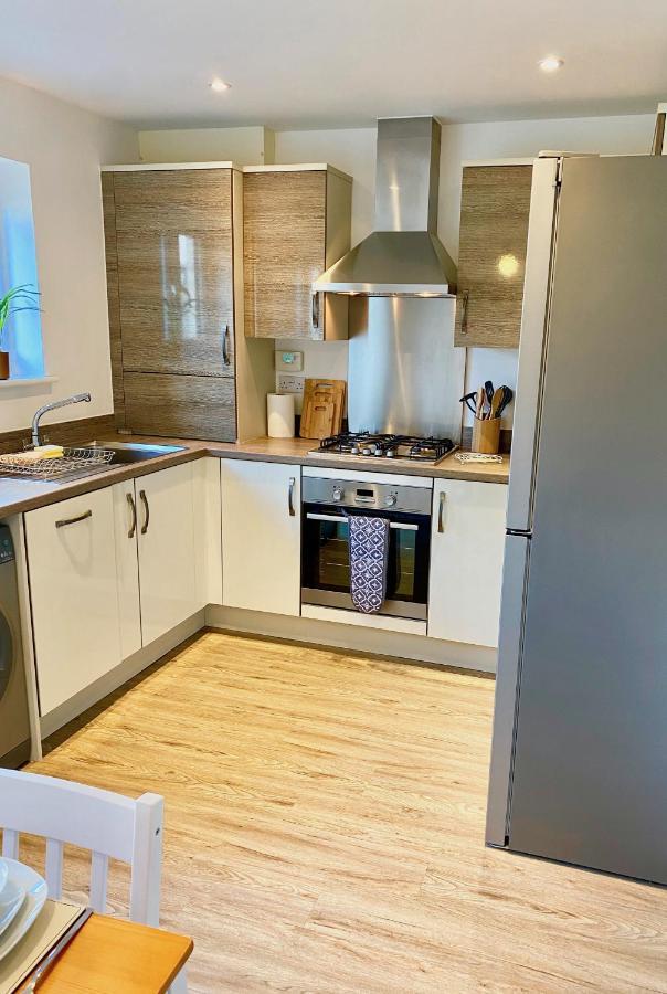 Lovely 2 Bedroom, 2 Bathroom House With Parking. Plymouth Extérieur photo