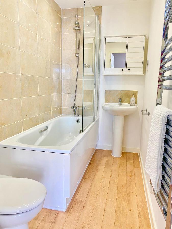 Lovely 2 Bedroom, 2 Bathroom House With Parking. Plymouth Extérieur photo