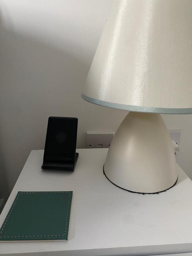 Lovely 2 Bedroom, 2 Bathroom House With Parking. Plymouth Extérieur photo